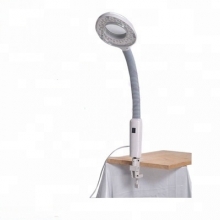 Lupa Cosmetica cu Prindere de Masa + LED, X3 - 3