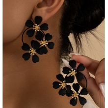 Cercei cu Surub Black Flower Decor